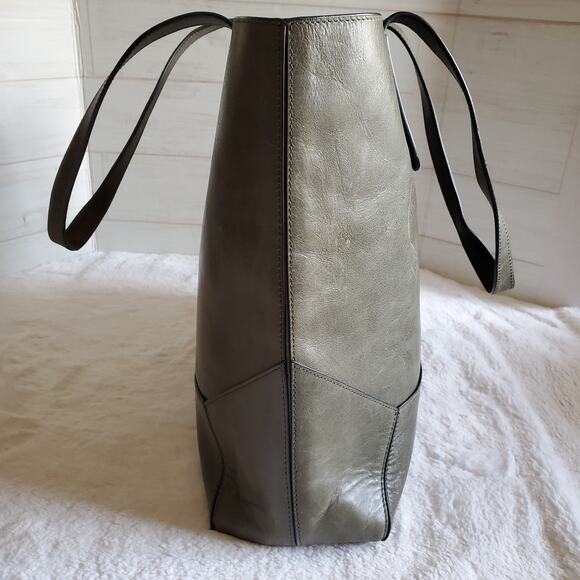 Botkier New York Leather Tote Bag250 - Picture 4 of 11